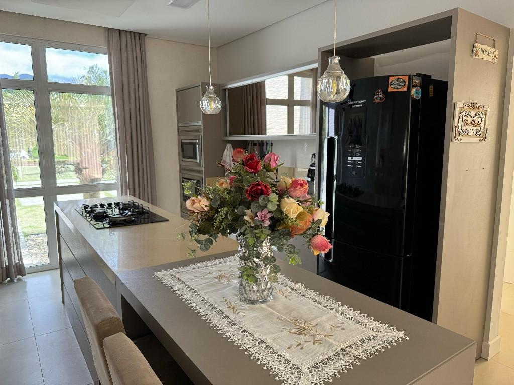 Casa em Sul do Rio, Santo Amaro da Imperatriz. 3 quartos, 350m². Imagem 11 de 27